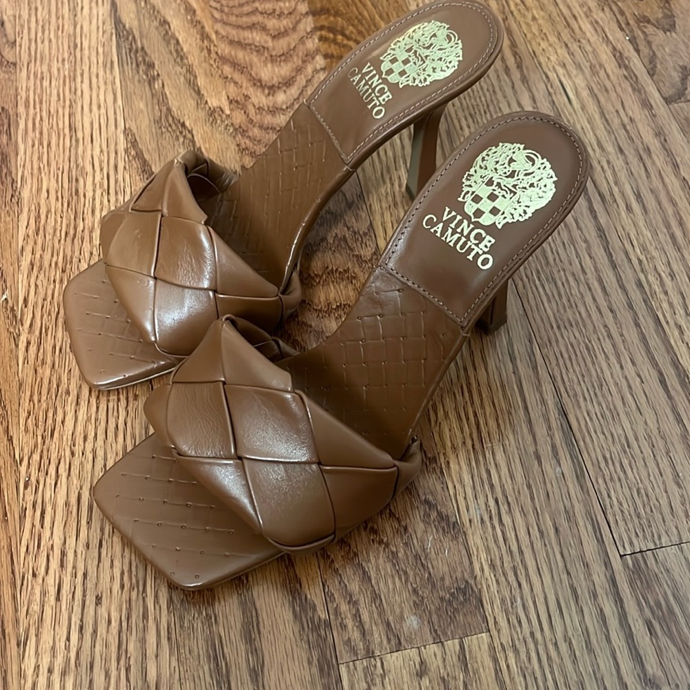 Brand new heels